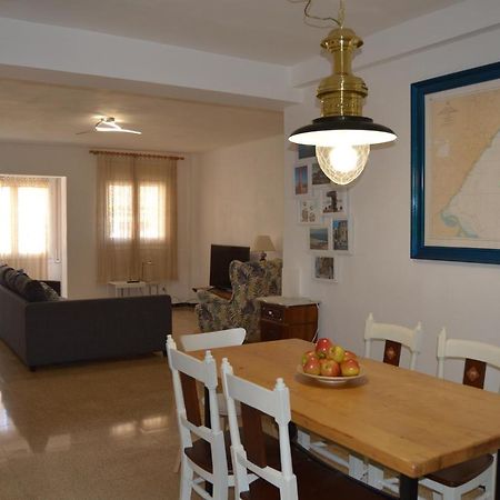 캠브릴스 Sant Antoni 7 1 Piso 아파트 외부 사진